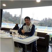 Candidato a Doctor en Astronomía dicta clases de física, cálculo, álgebra y astronomía